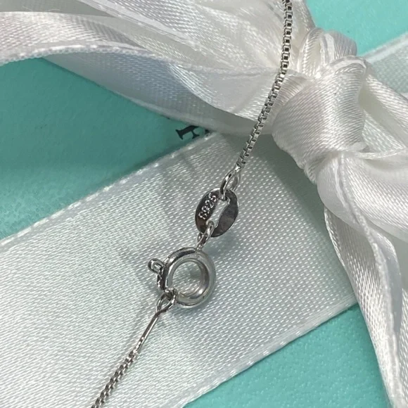 Sold out🔥New Shell Pearl station necklace 16” .925 - Picture 4 of 5